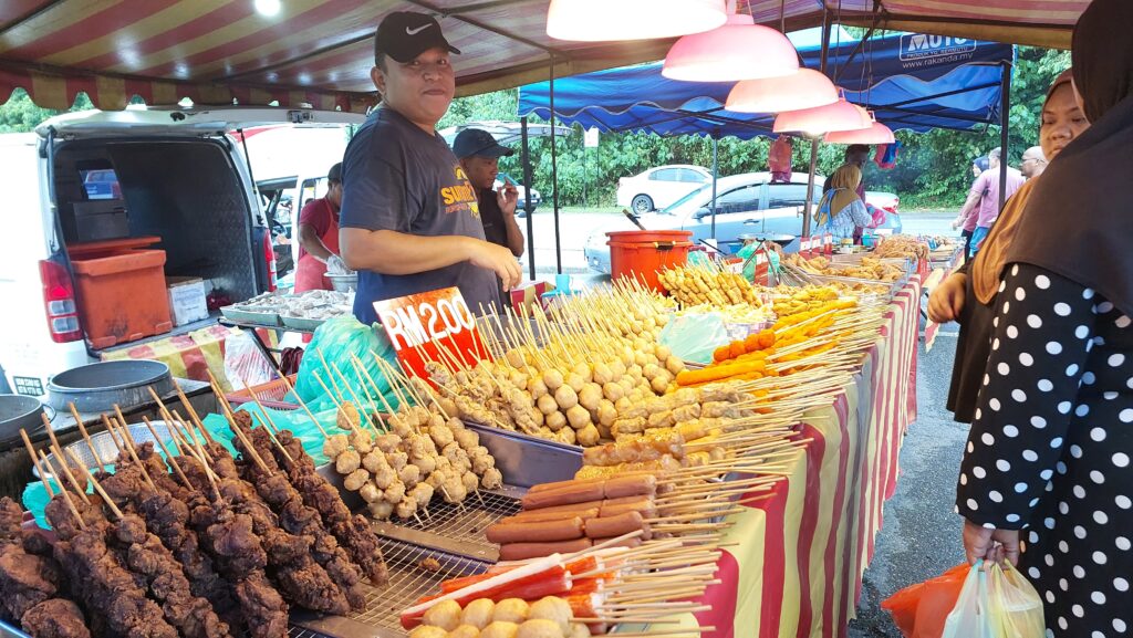 Pasar_Malam_Chenor09