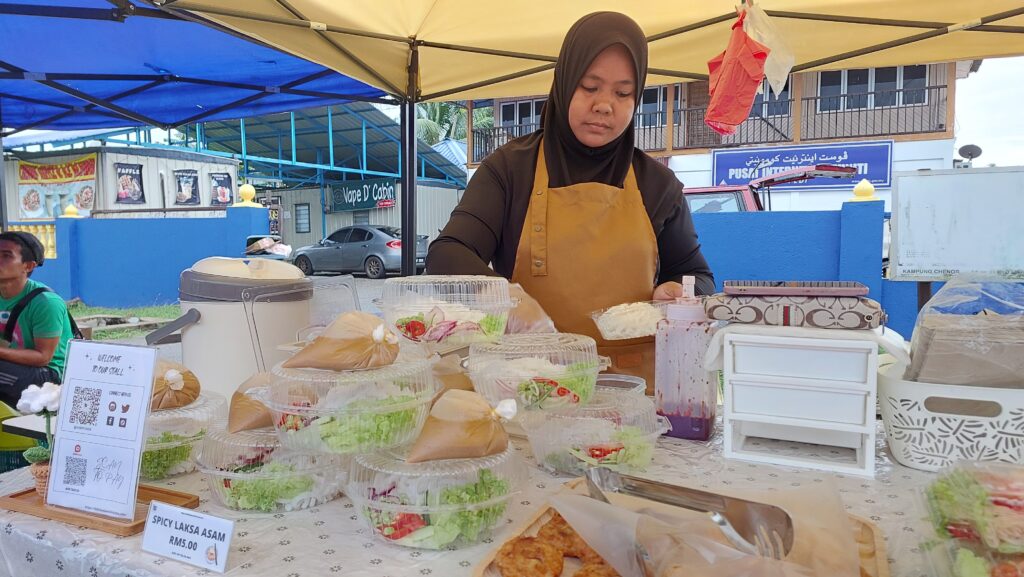 Pasar_Malam_Chenor18